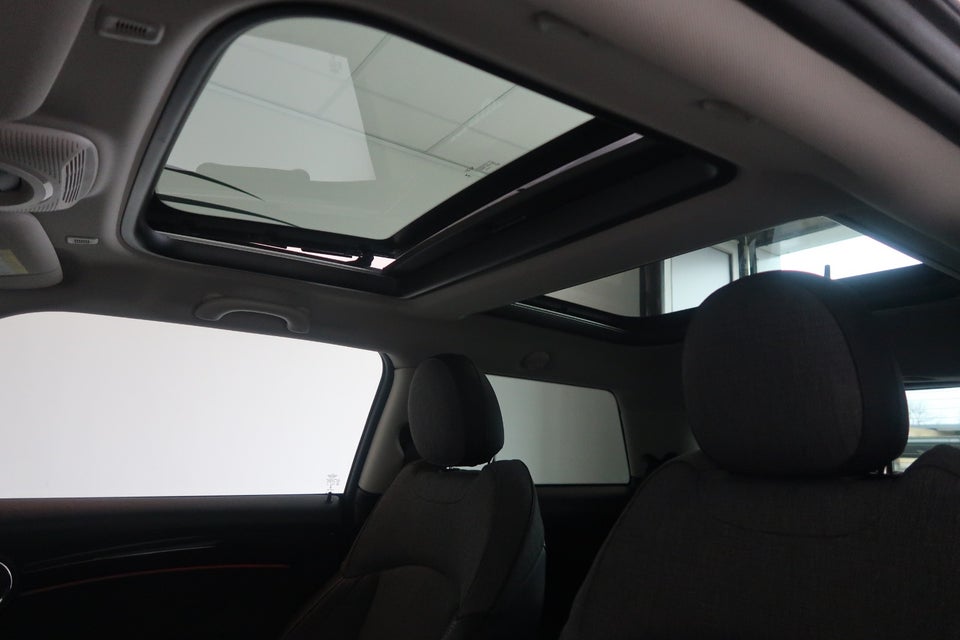 MINI Cooper SE Classic Trim 3d