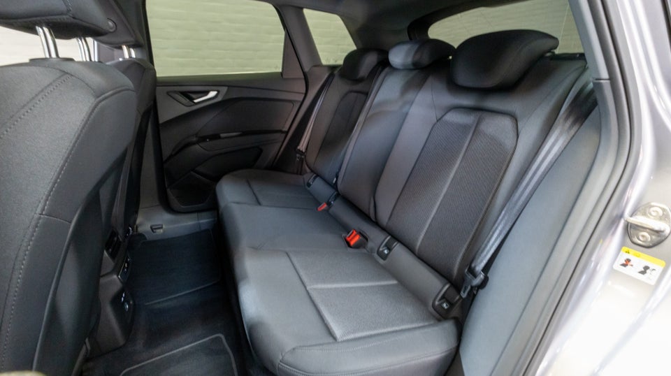 Audi Q4 e-tron 40 Advanced 5d