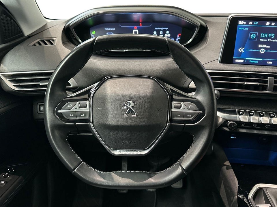 Peugeot 3008 1,2 PureTech 130 Allure 5d