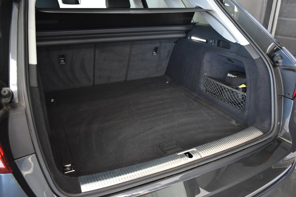 Audi A4 40 TFSi Sport Prestige Avant S-tr. 5d