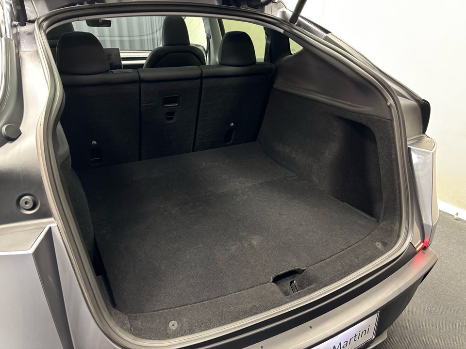 Tesla Model Y Launch Series Long Range AWD 5d