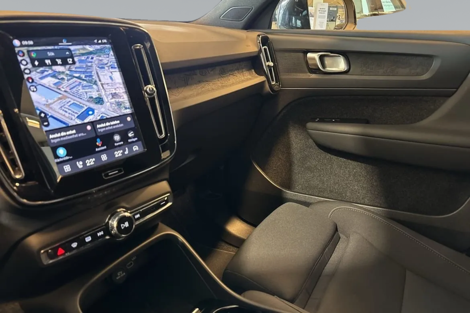 Volvo XC40 P6 ReCharge Plus 5d