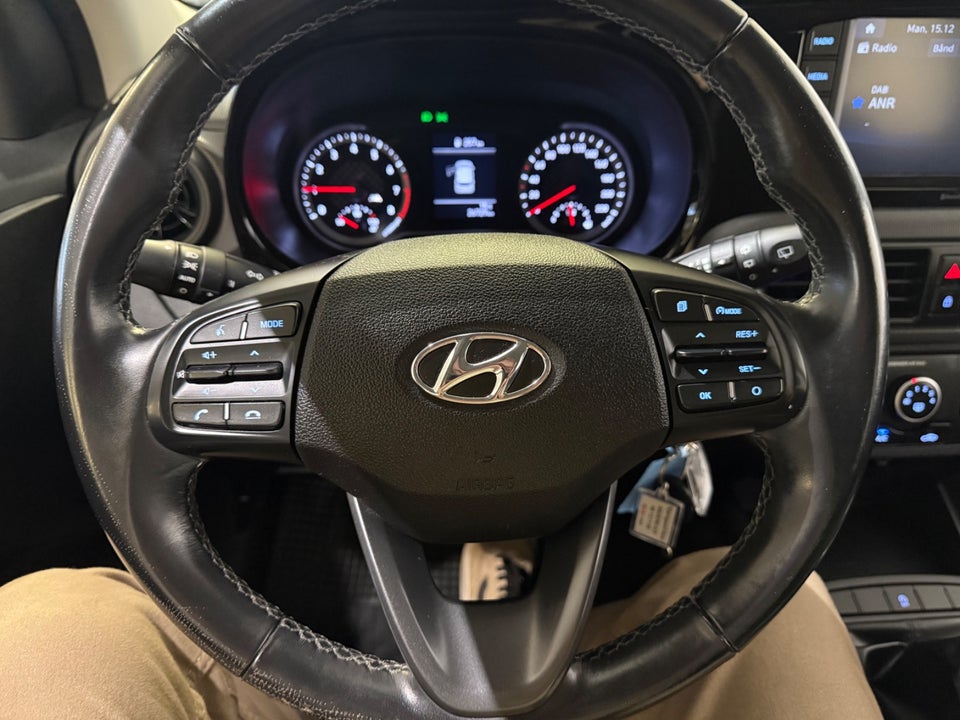 Hyundai i10 1,0 MPi Essential 5d