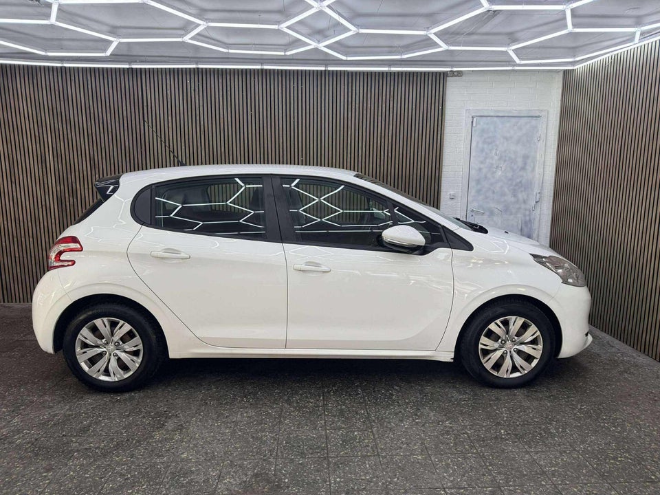 Peugeot 208 1,2 e-VTi 82 Active ESG 5d