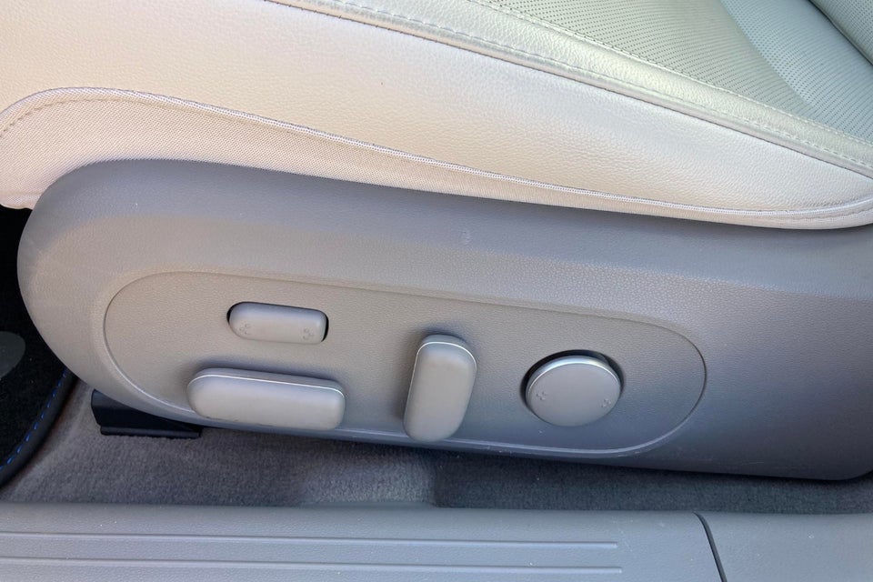 Hyundai Ioniq 6 77 Ultimate AWD 4d