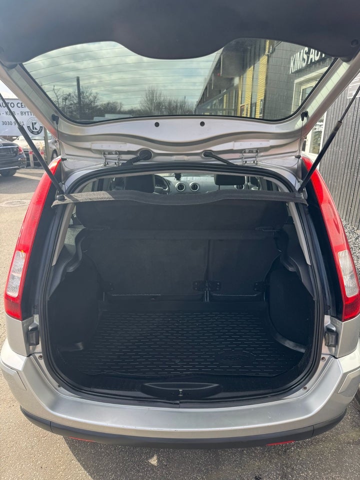 Ford Fusion 1,6 Trend aut. 5d