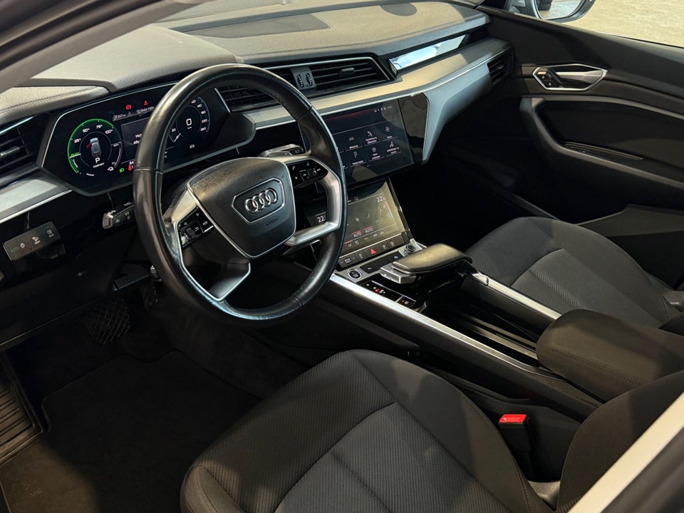 Audi e-tron 50 quattro 5d