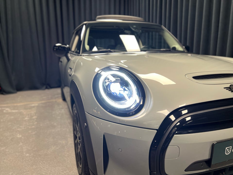 MINI Cooper SE Edition Premium Plus 3d