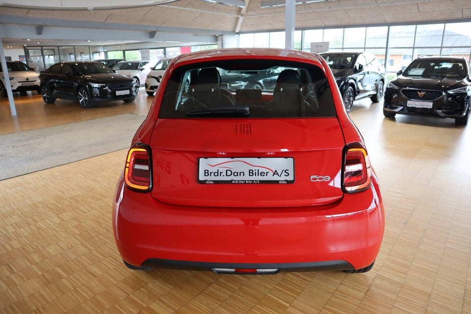 Fiat 500e (RED) 3d