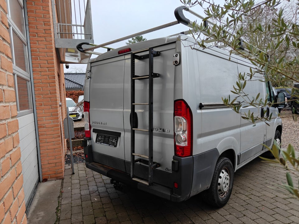 Peugeot Boxer 330 2,2 HDi 110 Kassevogn L1H1