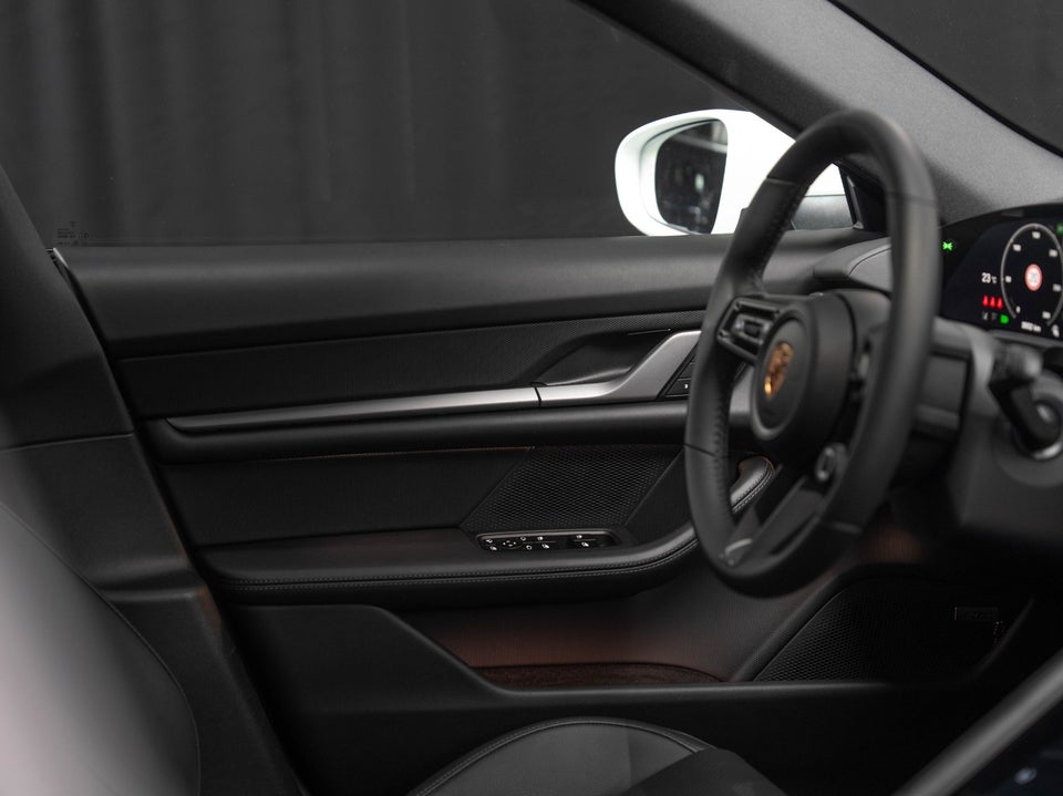 Porsche Taycan 4S Performance+ Cross Turismo 5d