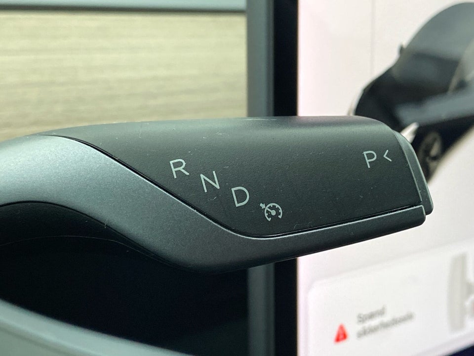 Tesla Model 3 Long Range AWD 4d