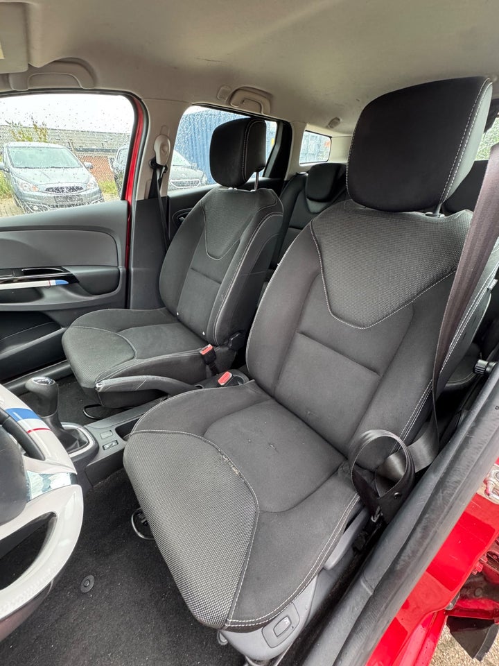 Renault Clio IV 0,9 TCe 90 Dynamique Sport Tourer 5d