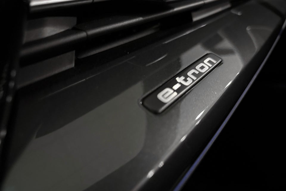 Audi Q4 e-tron 45 edition S-line 5d