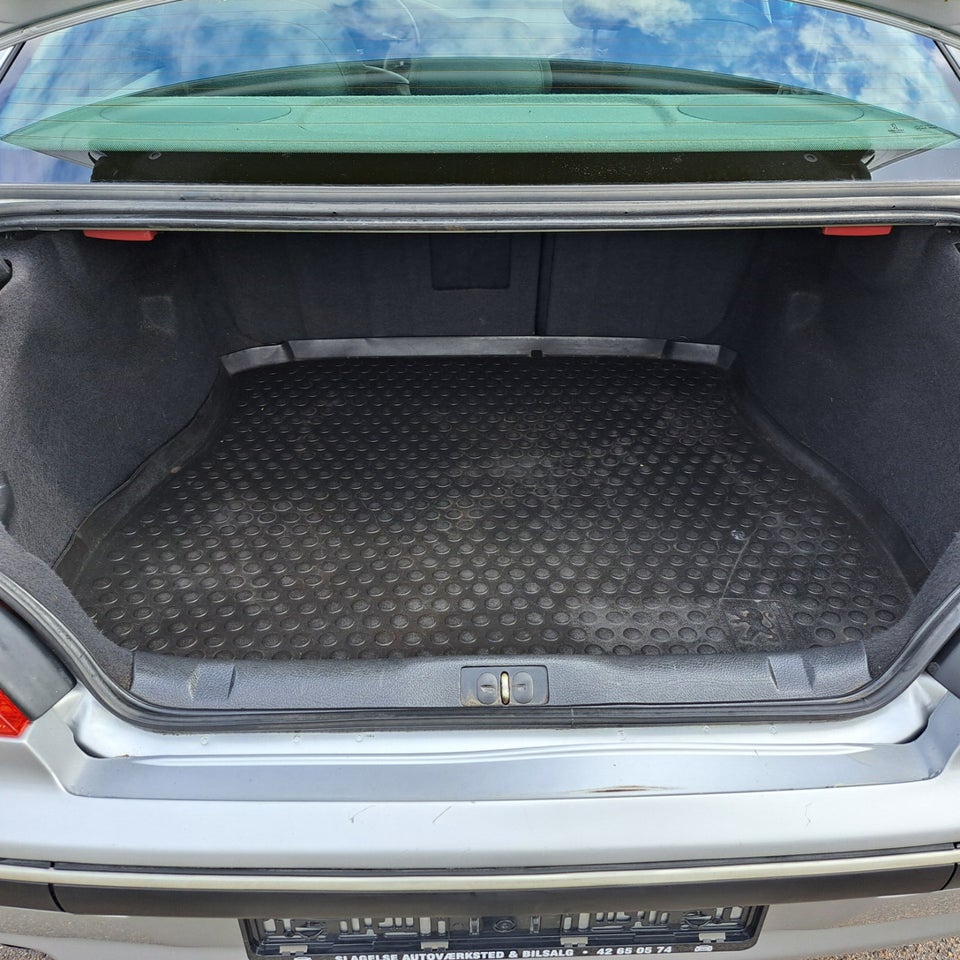 Peugeot 406 2,2 TS4 4d