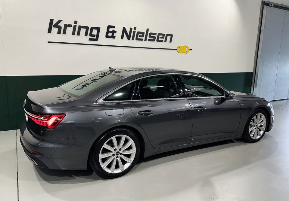 Audi A6 50 TFSi e S-line quattro S-tr. 4d