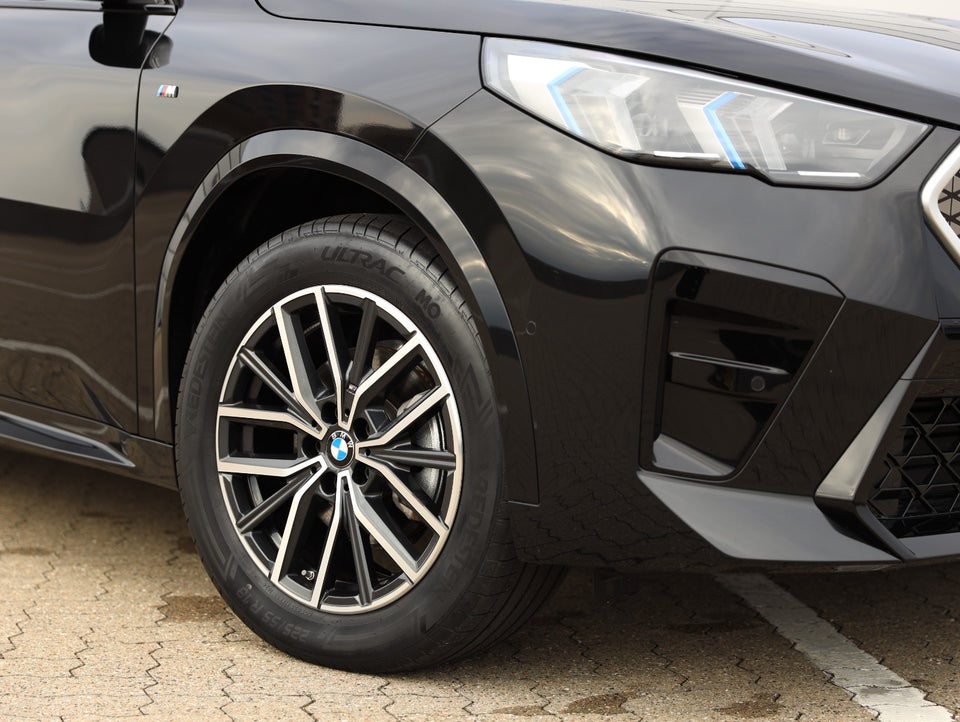 BMW iX2 eDrive20 M-Sport 5d