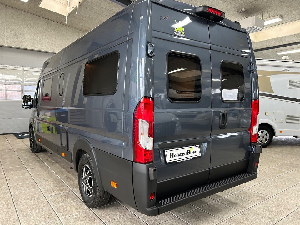 Carado CV640 PRO+ 2,3 JTD 140 aut. 3d