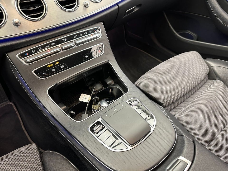 Mercedes E300 de 2,0 Business stc. aut. 5d
