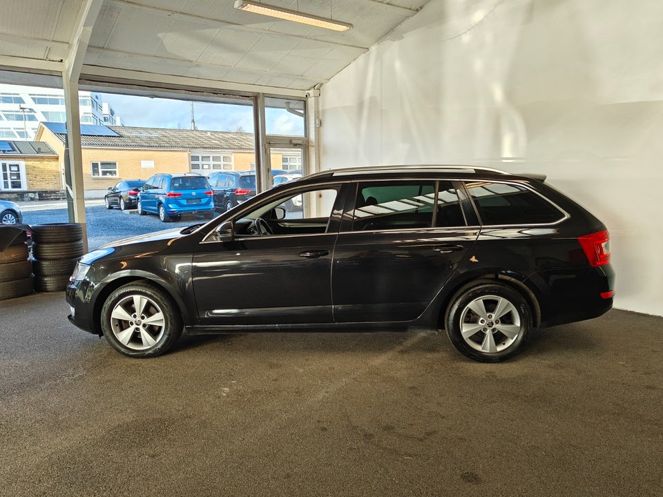 Skoda Octavia 1,4 TSi 140 Elegance Combi 5d