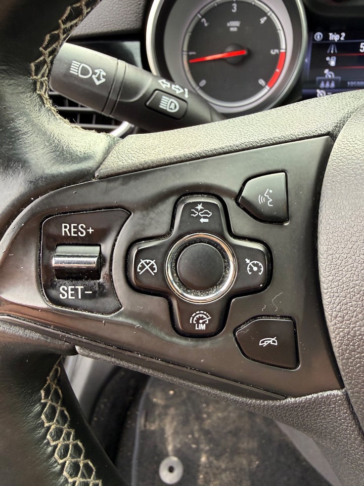 Opel Astra 1,6 CDTi 136 Dynamic Sports Tourer aut. 5d