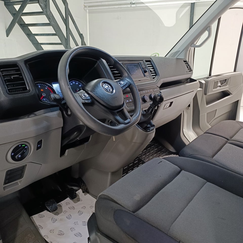 VW Crafter 35 2,0 TDi 140 Kassevogn L3H2