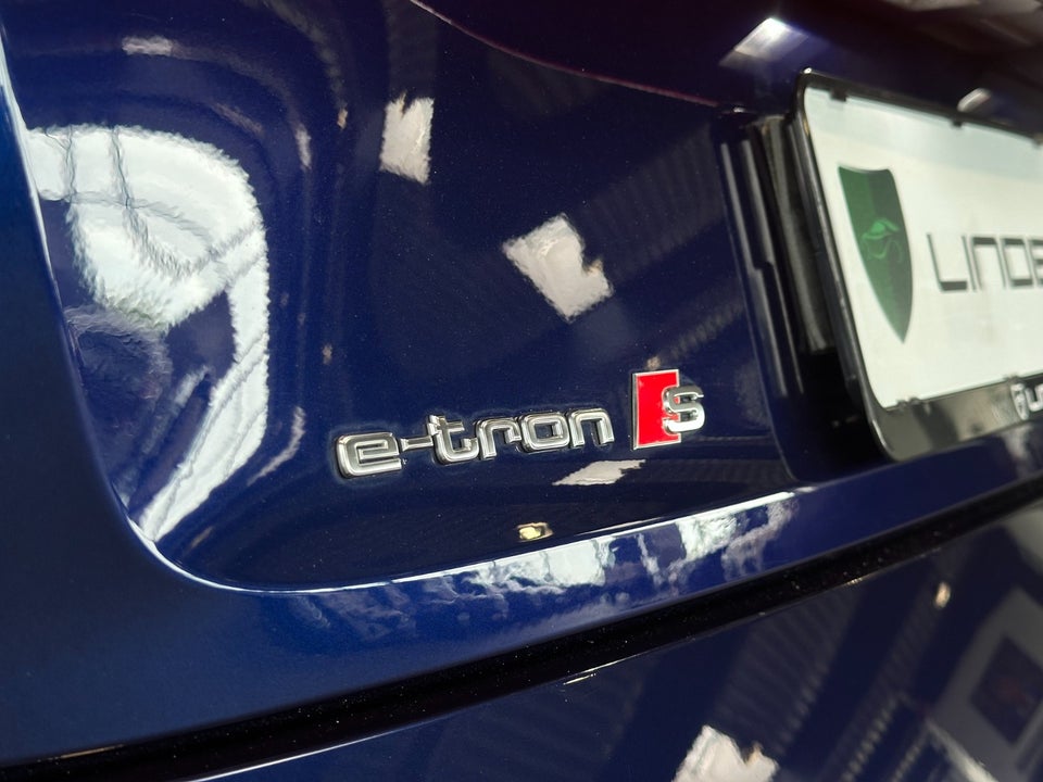 Audi e-tron S Sportback quattro 5d