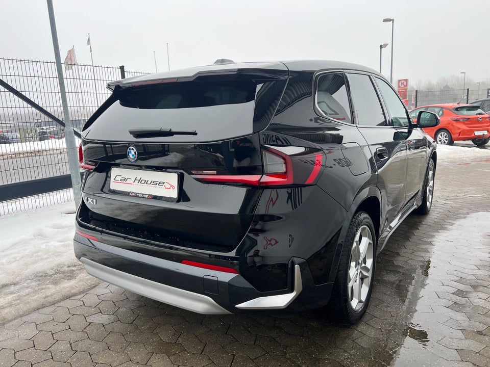 BMW iX1 xDrive30 M-Sport 5d