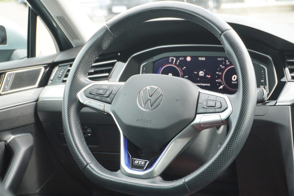 VW Passat 1,4 GTE High Variant DSG 5d
