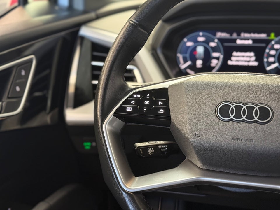 Audi Q4 e-tron 40  5d