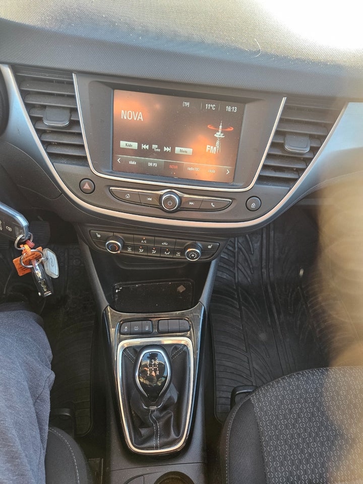 Opel Crossland X 1,2 Enjoy Special 5d