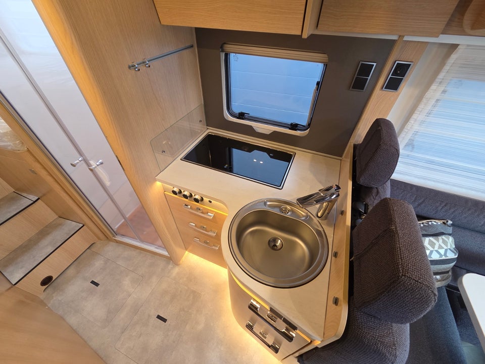 Hymer B-MC T680 2,0 CDi BlackLine aut. 2d