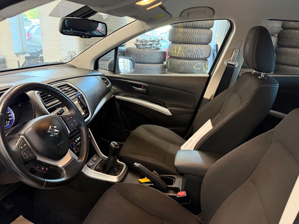 Suzuki S-Cross 1,0 Boosterjet Active 5d