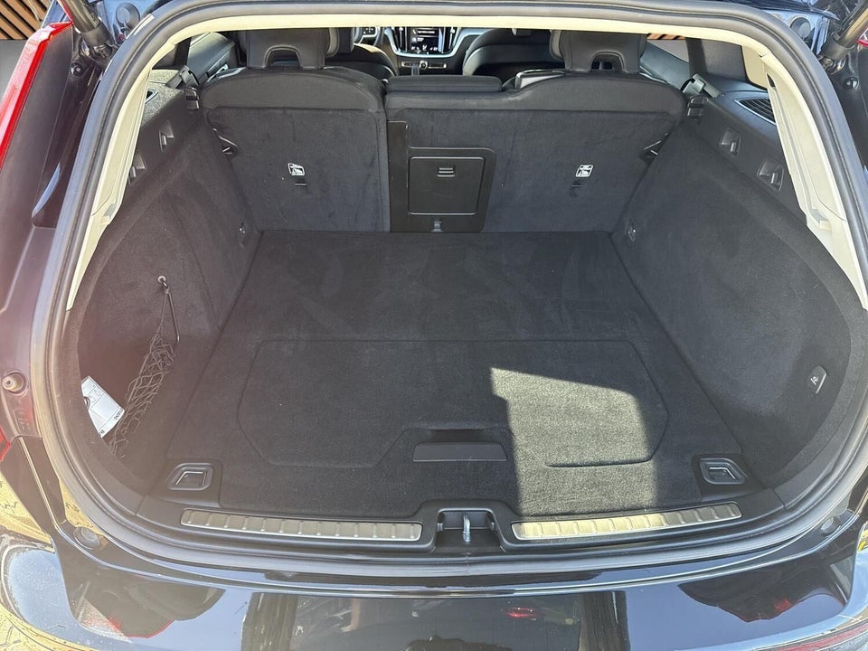 Volvo V60 2,0 T6 ReCharge Inscription X aut. AWD 5d
