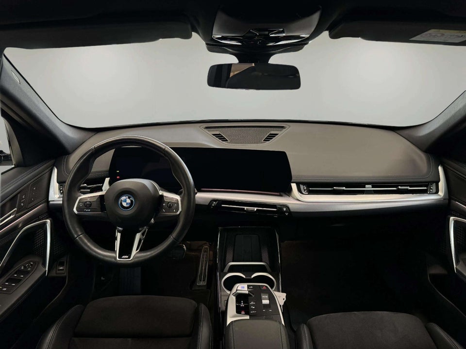 BMW iX1 eDrive20 M-Sport 5d