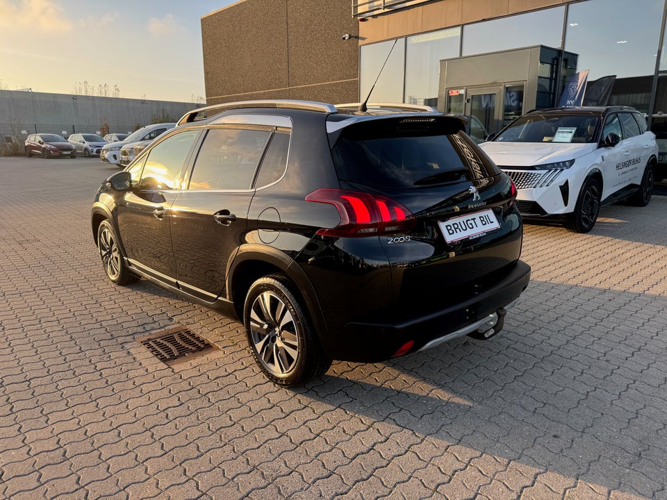 Peugeot 2008 1,6 BlueHDi 100 Allure Sky 5d