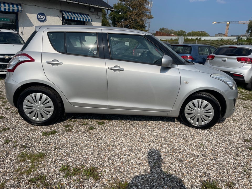 Suzuki Swift 1,2 Dualjet Action 5d