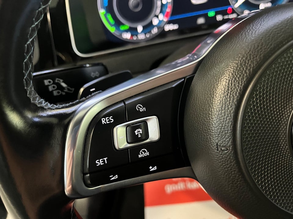 VW Golf VII 1,4 GTE DSG 5d