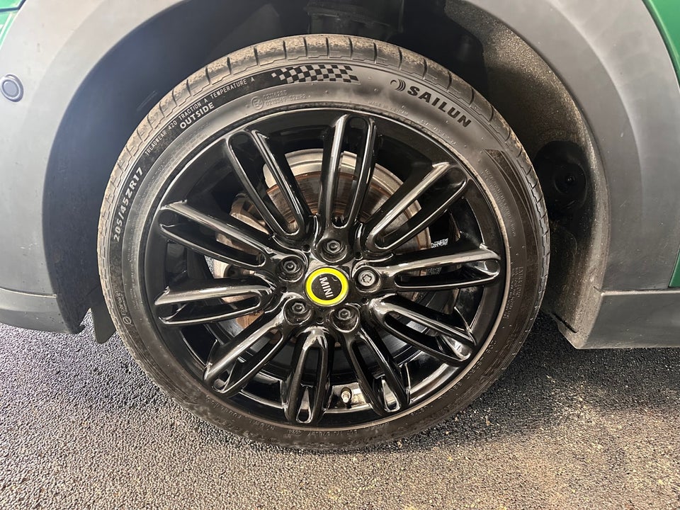 MINI Cooper SE Yours Trim 3d