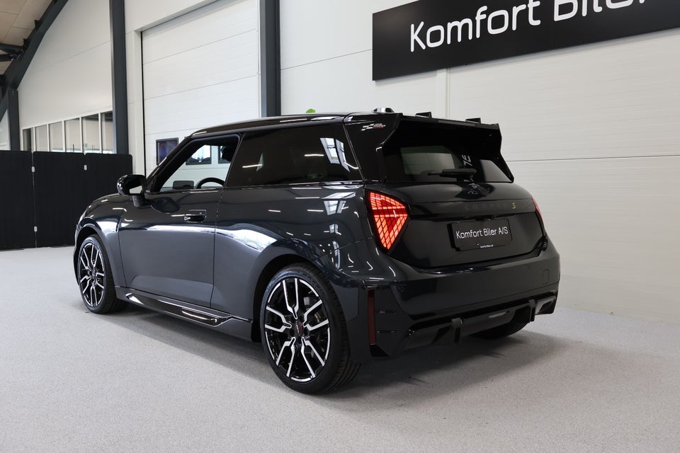 MINI Cooper SE JCW Trim XL 3d