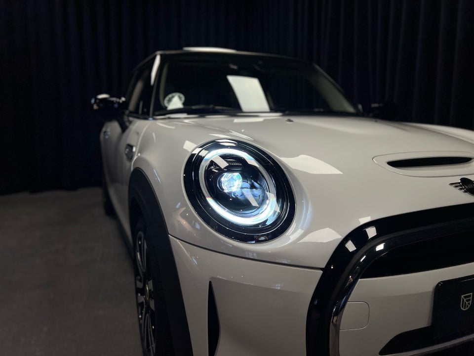 MINI Cooper SE Yours Trim 3d