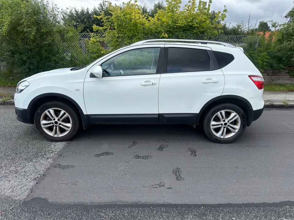 Nissan Qashqai 1,5 dCi 110 Tekna 5d