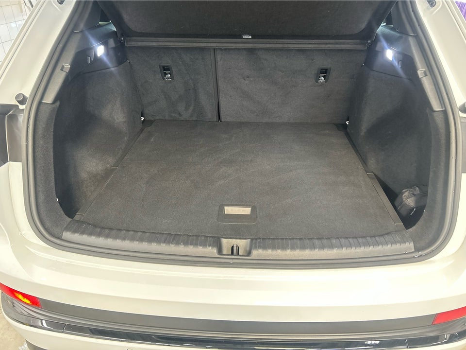 Audi Q4 e-tron 50 S-line quattro 5d