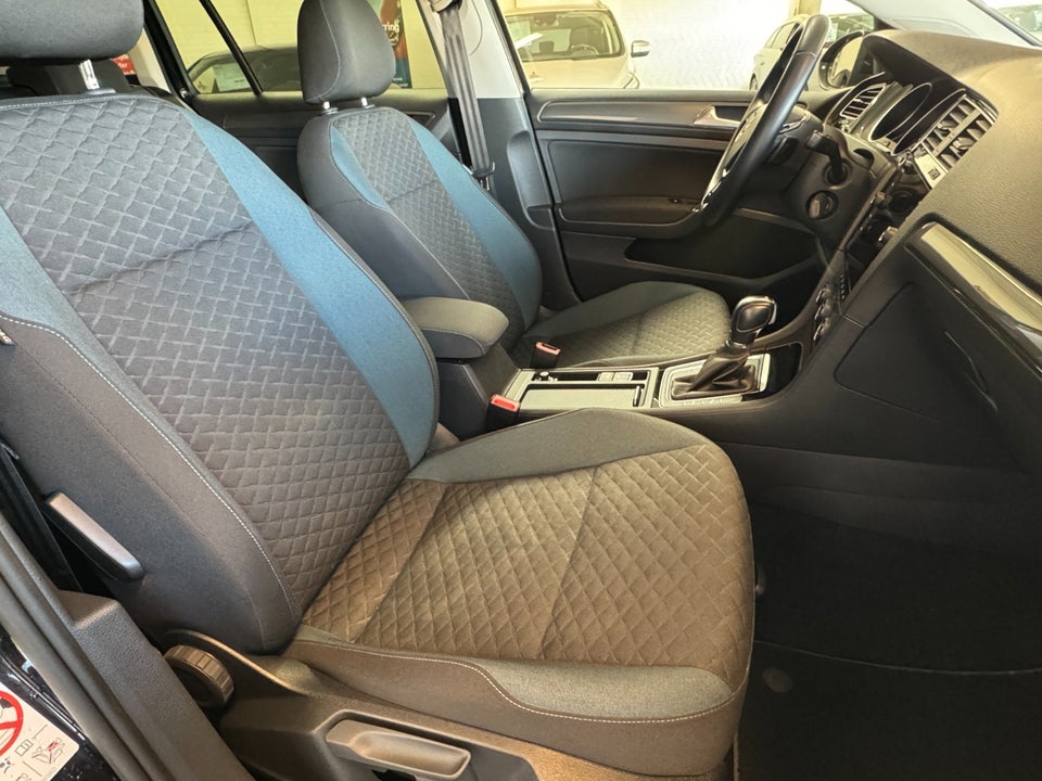 VW Golf VII 1,6 TDi 115 IQ.Drive Variant DSG 5d