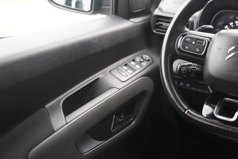 Citroën Berlingo 1,5 BlueHDi 130 Feel EAT8 5d