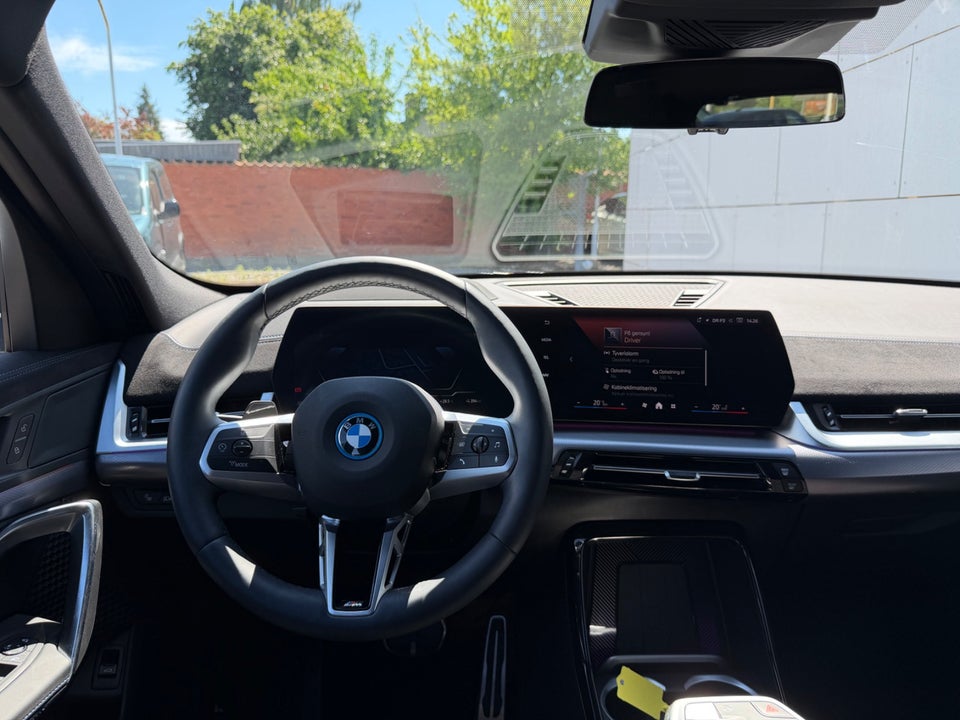 BMW iX2 eDrive20 Fully Charged M-Sport 5d