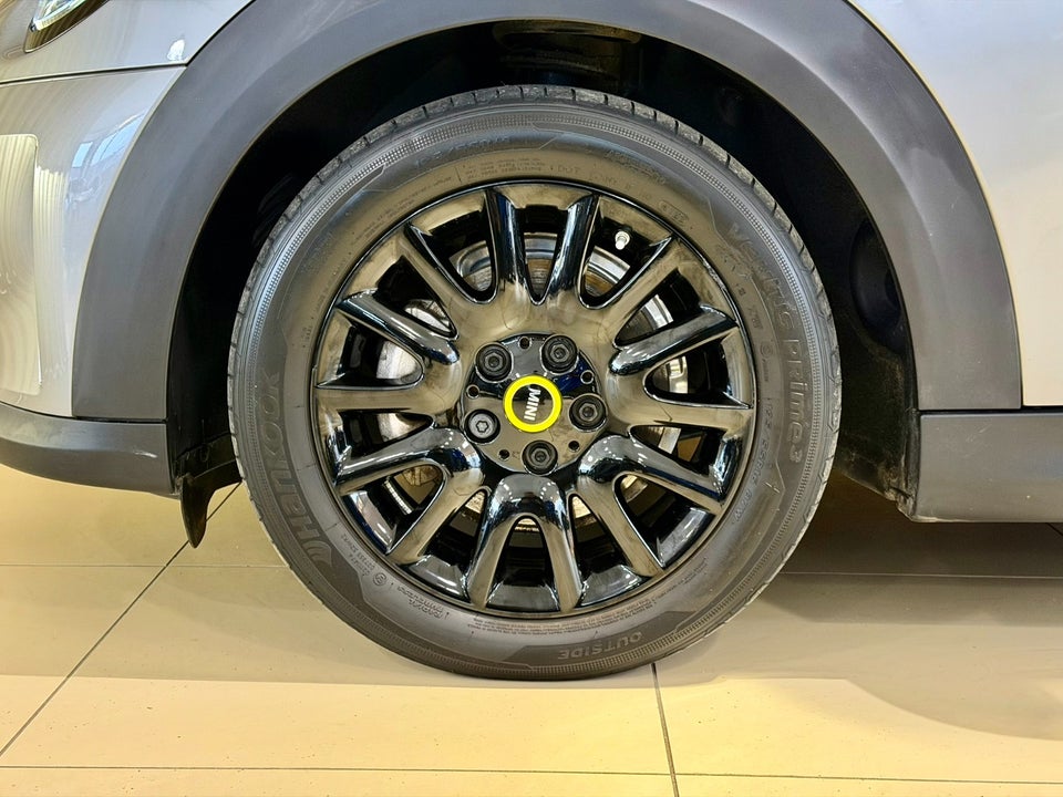 MINI Cooper SE Camden Edition 3d