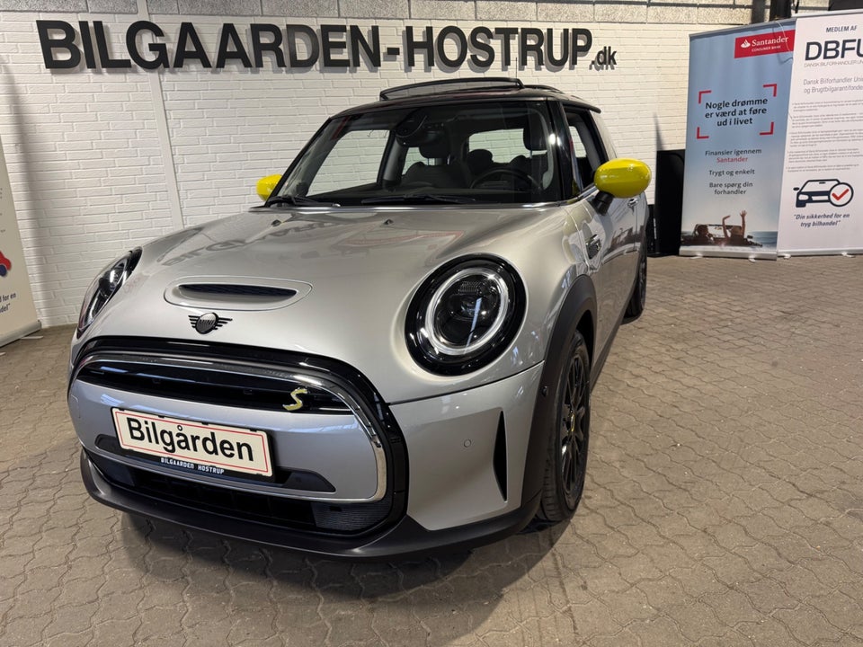 MINI Cooper SE Maximise 3d
