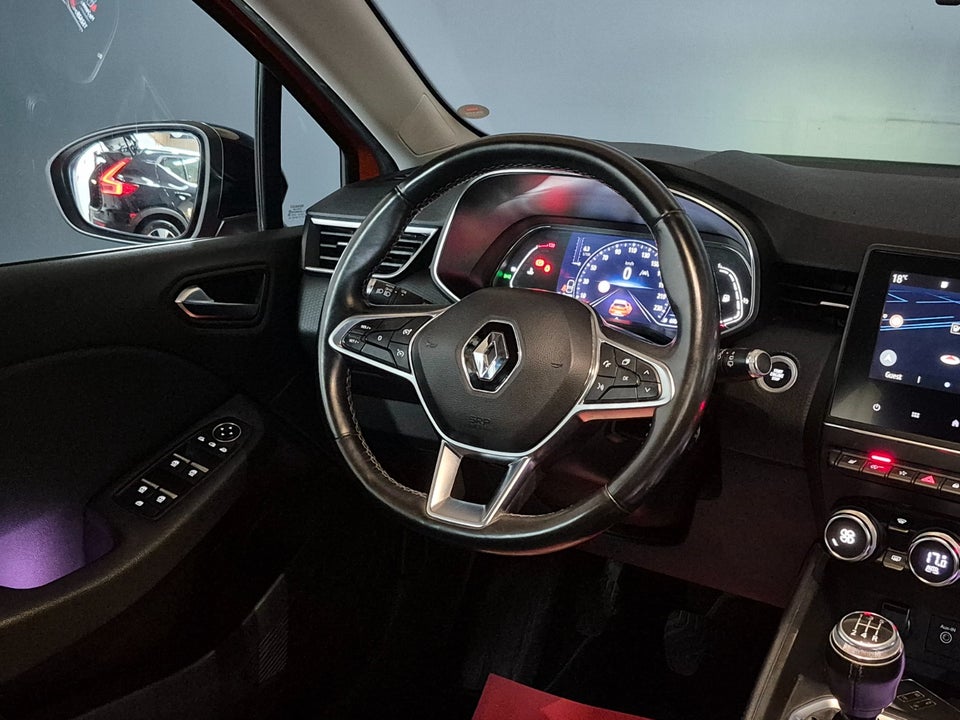 Renault Clio V 1,0 TCe 100 Intens 5d
