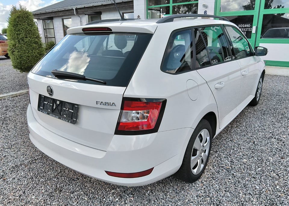 Skoda Fabia 1,0 MPi 75 Active Combi 5d